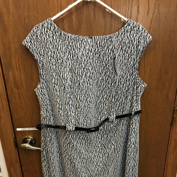 Vintage Womans Connected Dress 🤩 - Picture 2 of 3